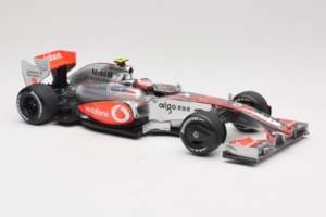 McLaren MP4-24 Mercedes #2 H. Kovalainen F1 2009 Minichamps 1:18 503091802 Diecast - image 4 of 7