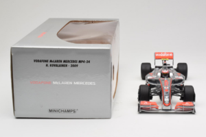McLaren MP4-24 Mercedes #2 H. Kovalainen F1 2009 Minichamps 1:18 503091802 Diecast - image 6 of 7