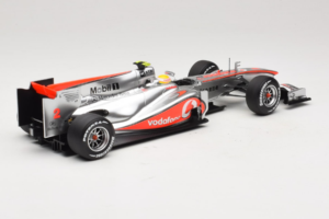 McLaren MP4-25 Mercedes #2 L. Hamilton Vodafone McLaren F1 2010 Minichamps 1:18 530101802 Diecast - image 2 of 7