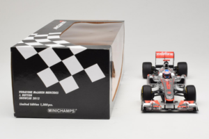McLaren MP4-27 Mercedes #3 J. Button Vodafone McLaren Showcar F1 2012 Minichamps 1:18 530121873 Diecast - image 7 of 7
