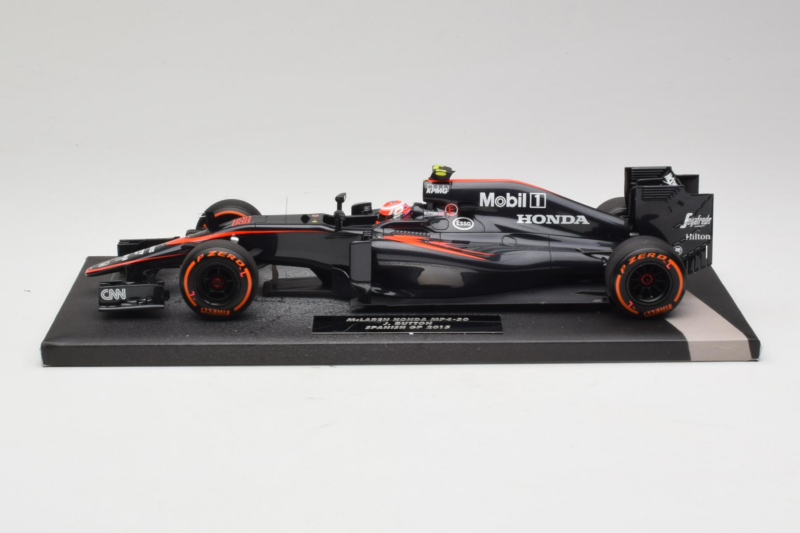 McLaren MP4-30 Honda #22 J. Button McLaren Honda F1 Team Spanish Grand Prix 2015 Minichamps 1:18 537151122 Diecast