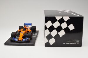 McLaren MCL33 Renault #14 F. Alonso Last F1 Race Abu Dhabi GP 2018 Minichamps 1:18 537183914 Diecast - image 6 of 6