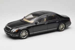 Maybach 57S Black AUTOart 1:18 76156 Diecast