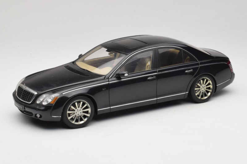 Maybach 57S Black AUTOart 1:18 76156 Diecast