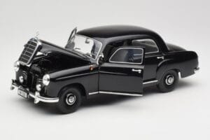 Mercedes 180 W120 Ponton Black Revell 1:18 08973 Diecast - image 2 of 8