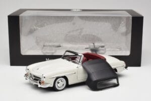Mercedes 190 SL W121 Light Grey Norev 1:18 B66040710 Diecast - image 10 of 10
