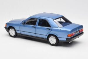 Mercedes 190E W201 Diamond Blue Dealer Edition Norev 1:18 B66040661 Diecast - image 7 of 8