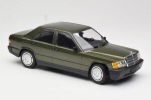 Mercedes 190E W201 Green Metallic Minichamps 1:18 155037001 Diecast - image 4 of 6