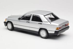 Mercedes 190E W201 Silver Minichamps 1:18 155037004 Diecast - image 5 of 6