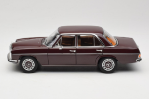 Mercedes 200 W115 Dark Red Brown Norev 1:18 183778 Diecast - image 4 of 8