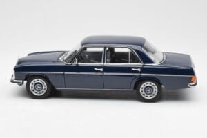 Mercedes 200 W114 Midnight Blue Dealer Edition Norev 1:18 B66040694 Diecast - image 4 of 8
