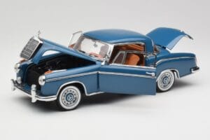 Mercedes 220 SE W128 Blue Sun Star 1:18 3561 Diecast - image 2 of 8