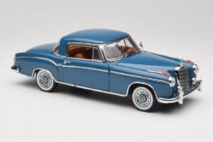 Mercedes 220 SE W128 Blue Sun Star 1:18 3561 Diecast - image 6 of 8