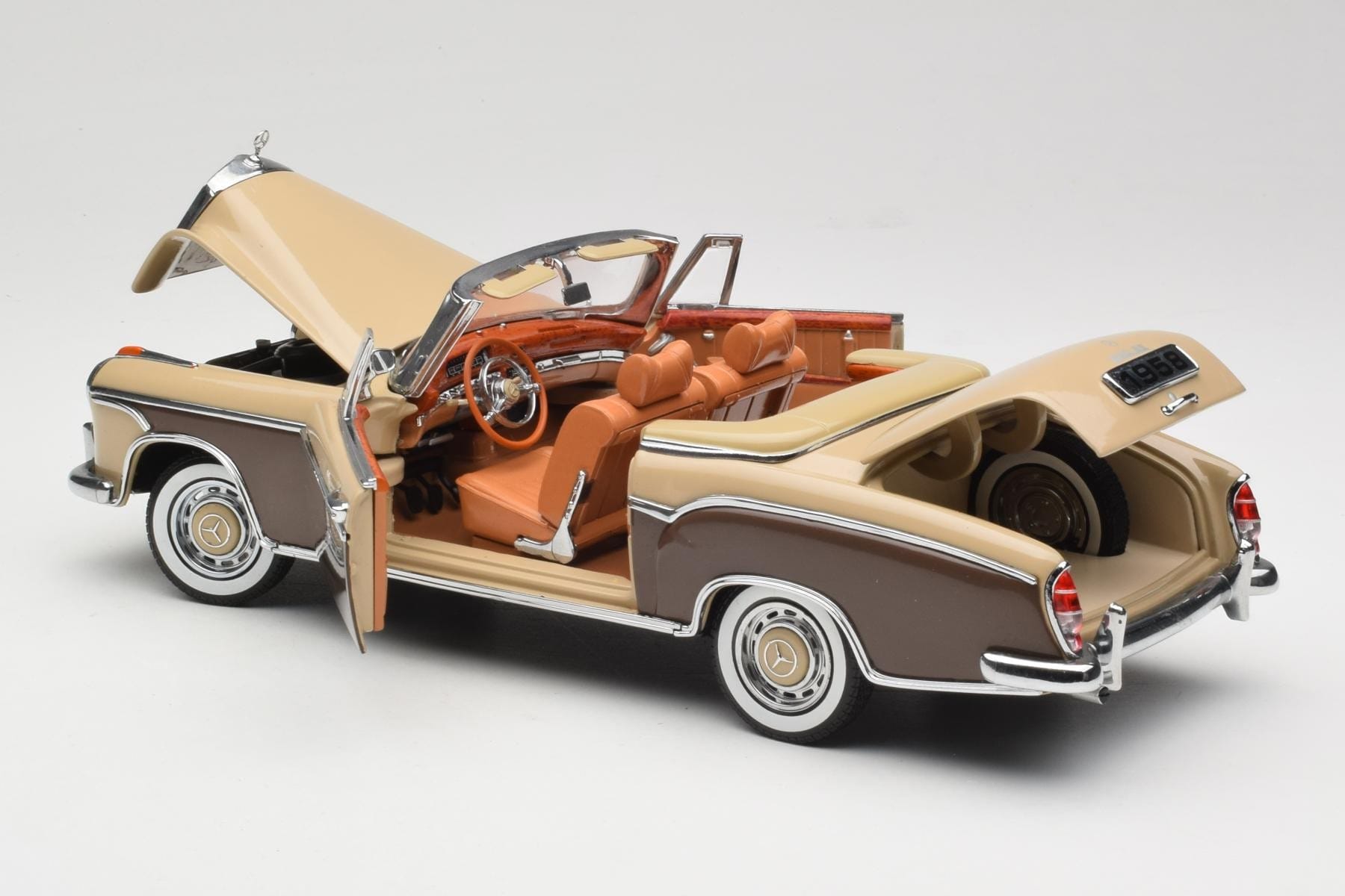 Mercedes 220 SE W128 Cabriolet Bronze Red Sun Star 1:18