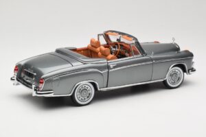 Mercedes 220 SE W128 Convertible Grey Metallic Sun Star 1:18 3352-M1 Diecast - image 3 of 8