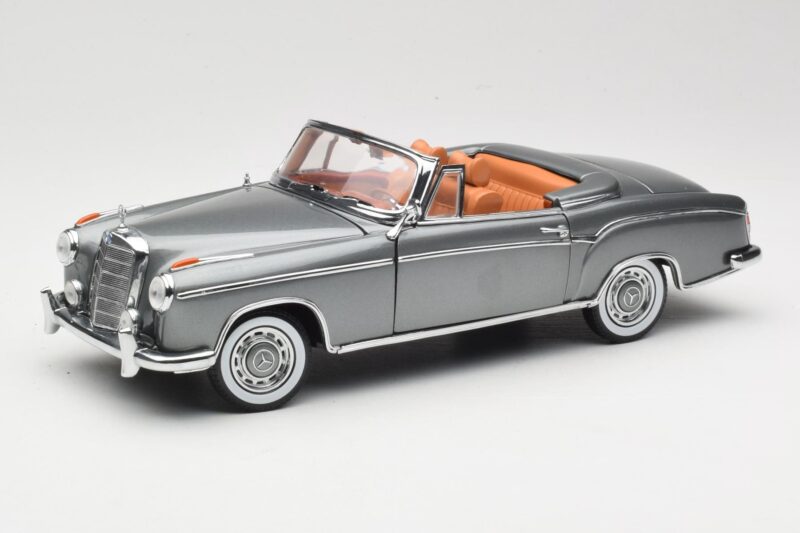 Mercedes 220 SE W128 Convertible Grey Metallic Sun Star 1:18 3352-M1 Diecast