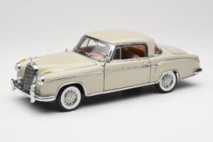 Mercedes 220 SE W128 Coupe Light Grey Sun Star 1:18 3568 Diecast