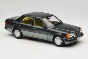 Mercedes 230E W124 Night Green Metallic Norev 1:18 183952 Diecast - image 6 of 8