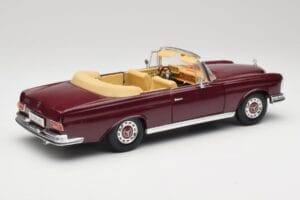 Mercedes 280SE W108 Bordeaux Red Maisto 1:18 31811 Diecast - image 3 of 8
