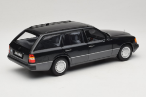 Mercedes 300 D W124 Estate Black Norev 1:18 183960 Diecast - image 3 of 8