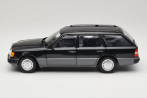 Mercedes 300 D W124 Estate Black Norev 1:18 183960 Diecast - image 4 of 8