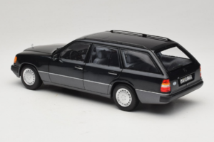 Mercedes 300 D W124 Estate Black Norev 1:18 183960 Diecast - image 7 of 8