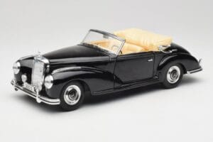 Mercedes 300 S W188 Cabriolet Black Tchibo 1:18 Mercedes 300 S W188 Cabriolet Black Tchibo 1:18 36782 Diecast