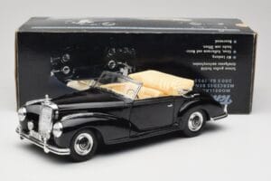 Mercedes 300 S W188 Cabriolet Black Tchibo 1:18 36782 Diecast - image 8 of 8