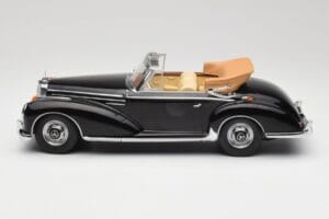Mercedes 300 SC W188 Cabriolet Black KK-Scale 1:18 KKDC180941 Diecast - image 3 of 6