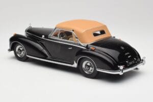 Mercedes 300 SC W188 Cabriolet Softtop Black KK-Scale 1:18 KKDC180943 Diecast - image 5 of 6