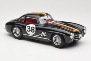 Mercedes 300 SL #38 1954 Bburago 1:18 3015-M1 Diecast - image 6 of 8