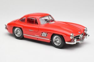 Mercedes 300 SL Red Bburago 1:18 3015 Diecast - image 6 of 8