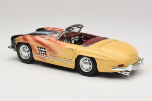 Mercedes 300 SL Roadster Rosemarie Muster Limited Edition 18/27 Bburago 1:18 3023-M1 Diecast - image 7 of 8