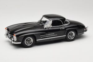 Mercedes 300 SL W198 Roadster With Hardtop Black Minichamps 1:18 180039040 Diecast