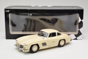 Mercedes 300 SL W198 Cream Minichamps 1:18 110037212 Diecast - image 8 of 8