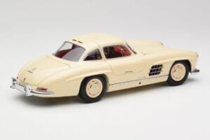 Mercedes 300 SL W198 Cream With Red Interior Minichamps 1:18 180039002 Diecast - image 3 of 8