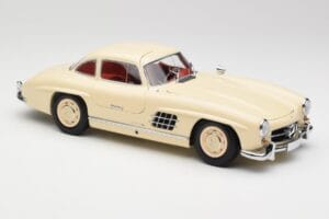 Mercedes 300 SL W198 Cream With Red Interior Minichamps 1:18 180039002 Diecast - image 6 of 8