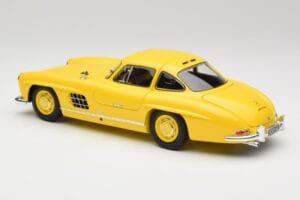 Mercedes 300 SL W198 Light Yellow Minichamps 1:18 180039009 Diecast - image 7 of 8