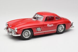Mercedes 300 SL W198 Red Metallic Bburago 1:18 3013-M1 Diecast