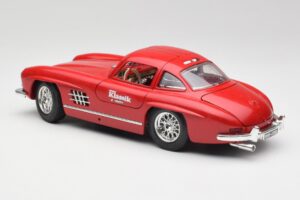 Mercedes 300 SL W198 Red Metallic Bburago 1:18 3013-M1 Diecast - image 7 of 8