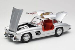 Mercedes 300 SL W198 Gullwing Silver Metallic Minichamps 1:18 B66040379 Diecast - image 2 of 8