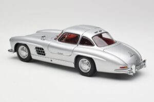 Mercedes 300 SL W198 Gullwing Silver Metallic Minichamps 1:18 B66040379 Diecast - image 7 of 8