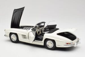 Mercedes 300 SL W198 Roadster White With Soft Top Minichamps 1:18 180039034 Diecast - image 6 of 9