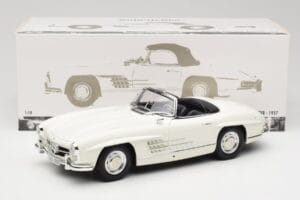 Mercedes 300 SL W198 Roadster White With Soft Top Minichamps 1:18 180039034 Diecast - image 9 of 9