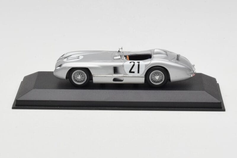 Mercedes 300 SLR #21 K. Kling / A. Simon 24 Hours of Le Mans 1955 Minichamps 1:43 432553021 Diecast