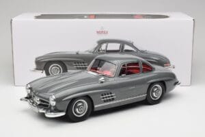 Mercedes 300SL W198 Gullwing Graphite Grey Norev 1:12 123852 Diecast - image 6 of 6
