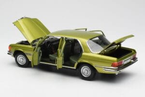 Mercedes 450 SEL W116 Citrus Green Dealer Edition Norev 1:18 B66040683 Diecast - image 5 of 8