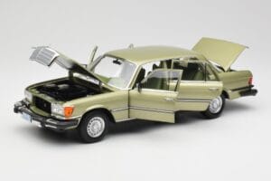 Mercedes 450 SEL W116 J.R. Ewing Dallas Silver Green Norev 1:18 183975 Diecast - image 2 of 8
