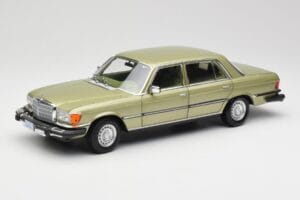 Mercedes 450 SEL W116 J.R. Ewing Dallas Silver Green Norev 1:18 183975 Diecast