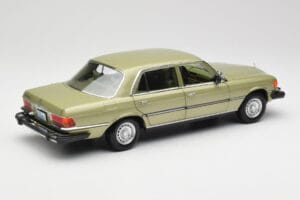 Mercedes 450 SEL W116 J.R. Ewing Dallas Silver Green Norev 1:18 183975 Diecast - image 5 of 8